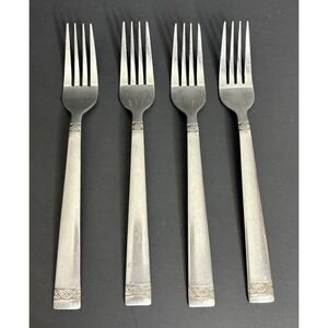 4 Cambridge Danielle Dinner Forks Silversmiths Stainless Flatware 8"